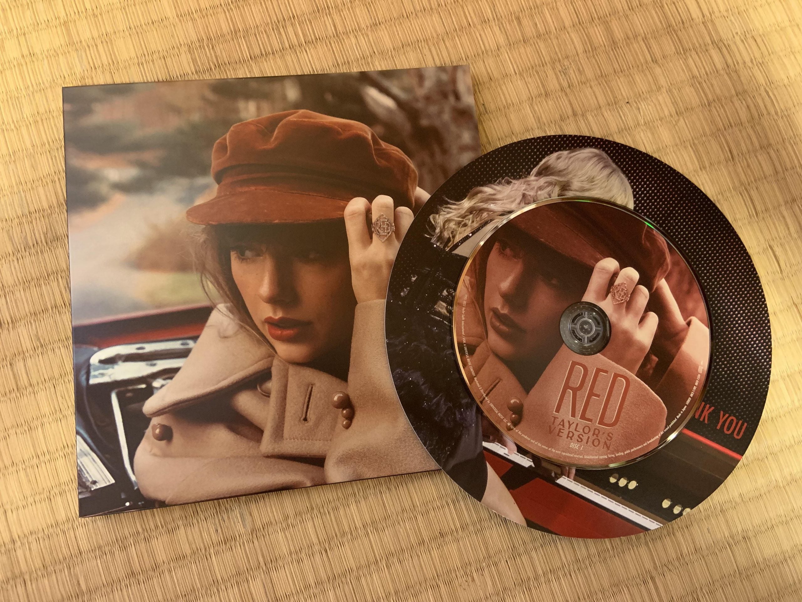 RED Taylor's Versión Deluxe Japonesa